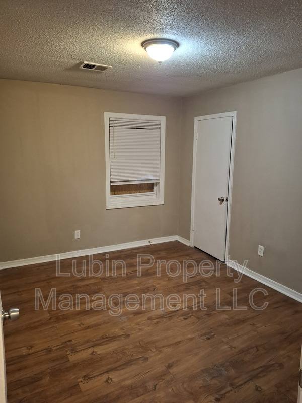 House for rent at 1221 Tahoe Rd, Memphis, TN 38109