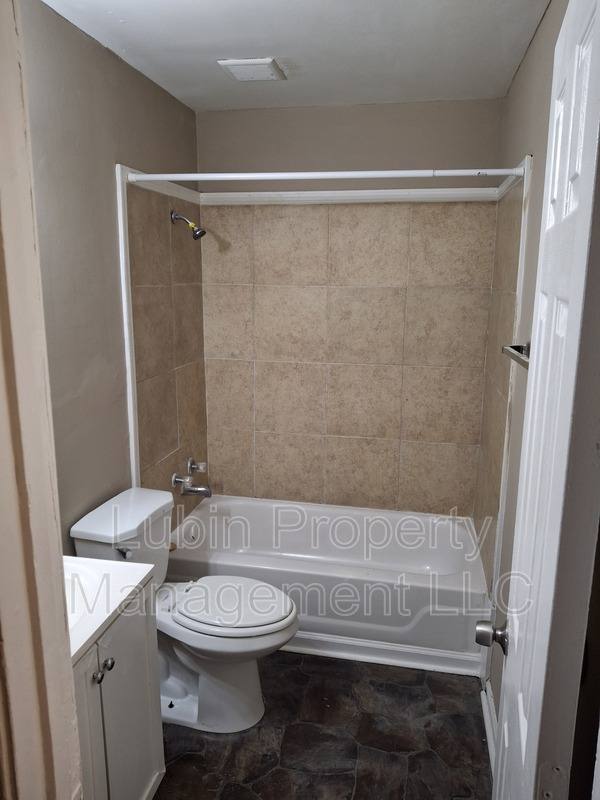 House for rent at 1221 Tahoe Rd, Memphis, TN 38109