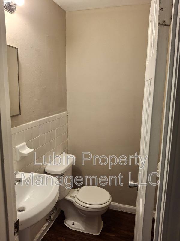 House for rent at 1221 Tahoe Rd, Memphis, TN 38109
