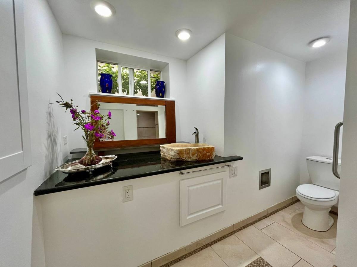 Apartment for rent at 449 Burnett Ave #A, San Francisco, CA 94131