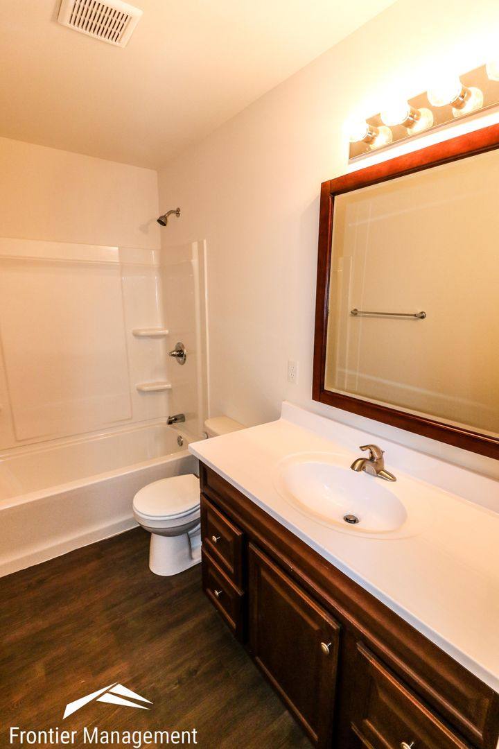 Apartment for rent at 1225 Ratone St, Manhattan, KS 66502