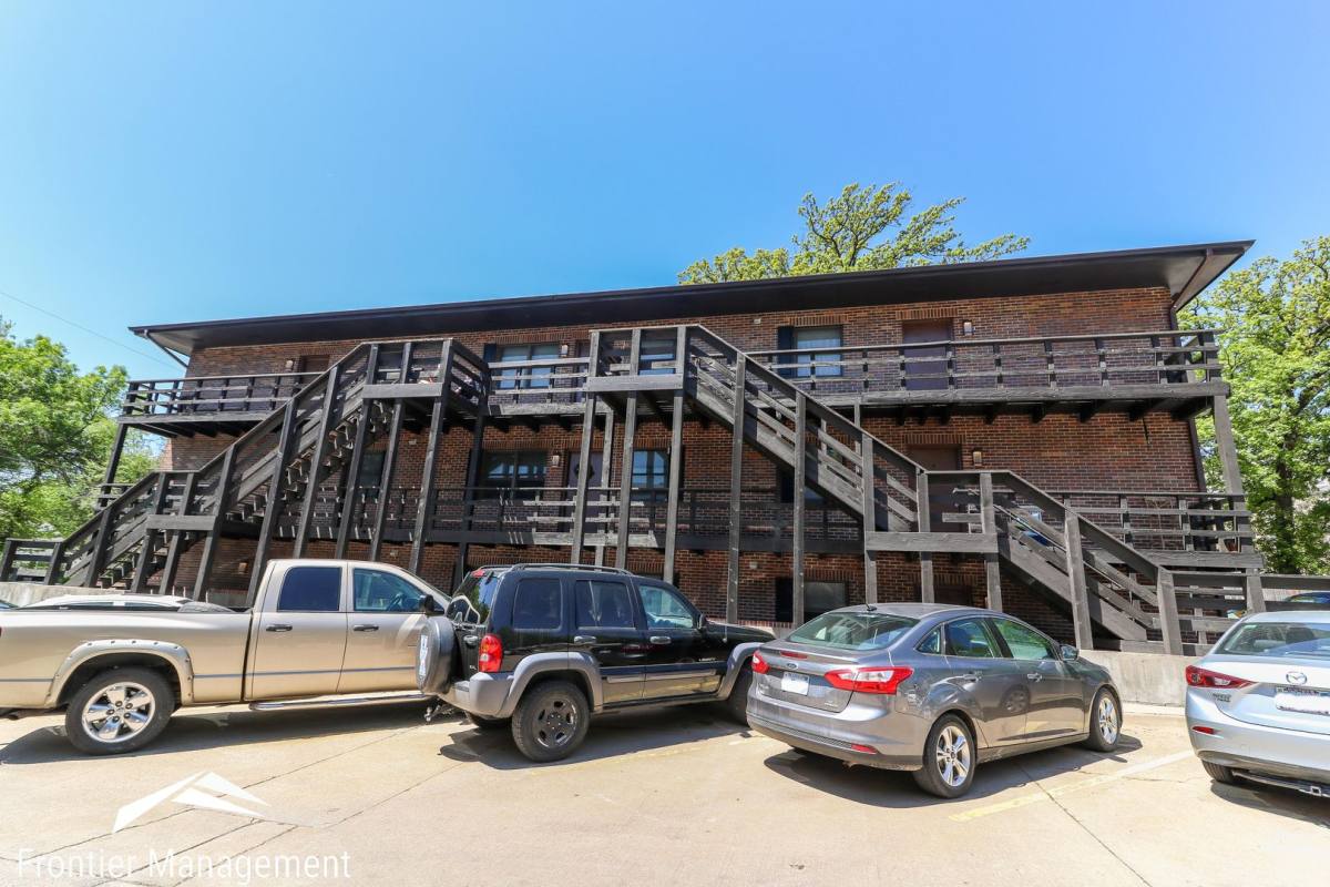 Apartment for rent at 1225 Ratone St, Manhattan, KS 66502