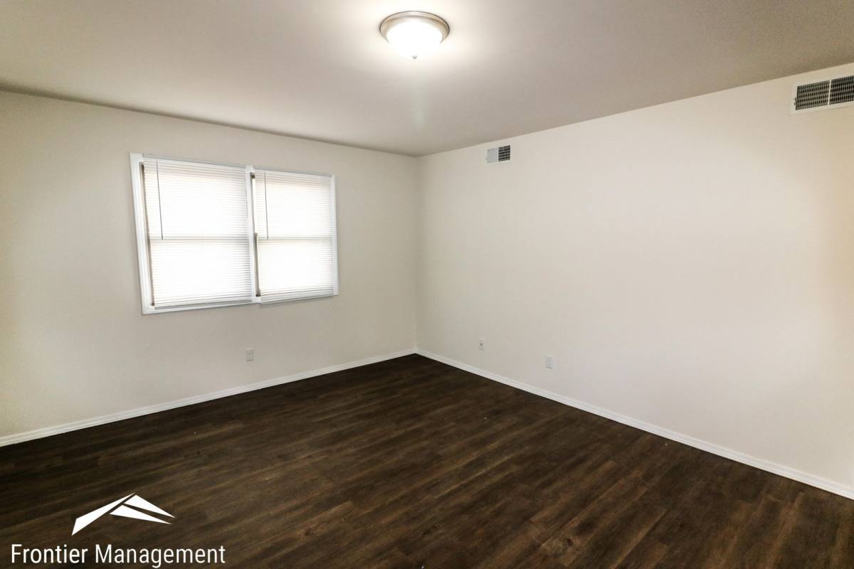 Apartment for rent at 1225 Ratone St, Manhattan, KS 66502