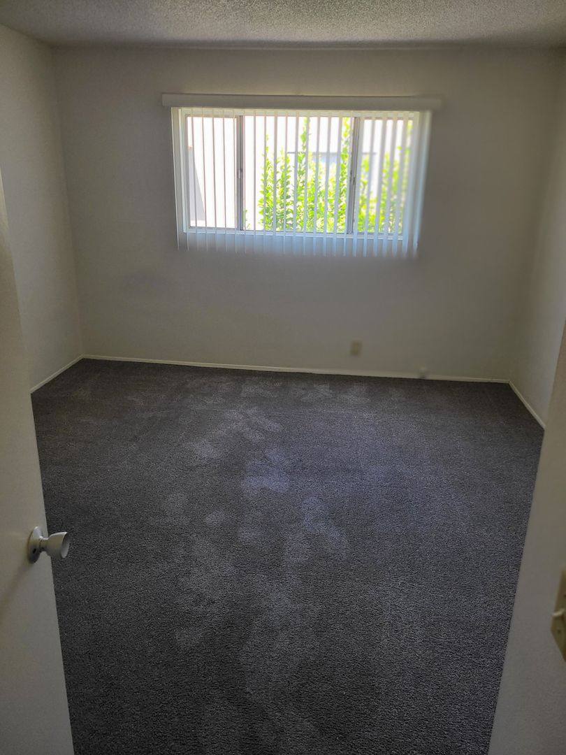Townhouse for rent at 249-289 Amber Court, Upland, CA 91786