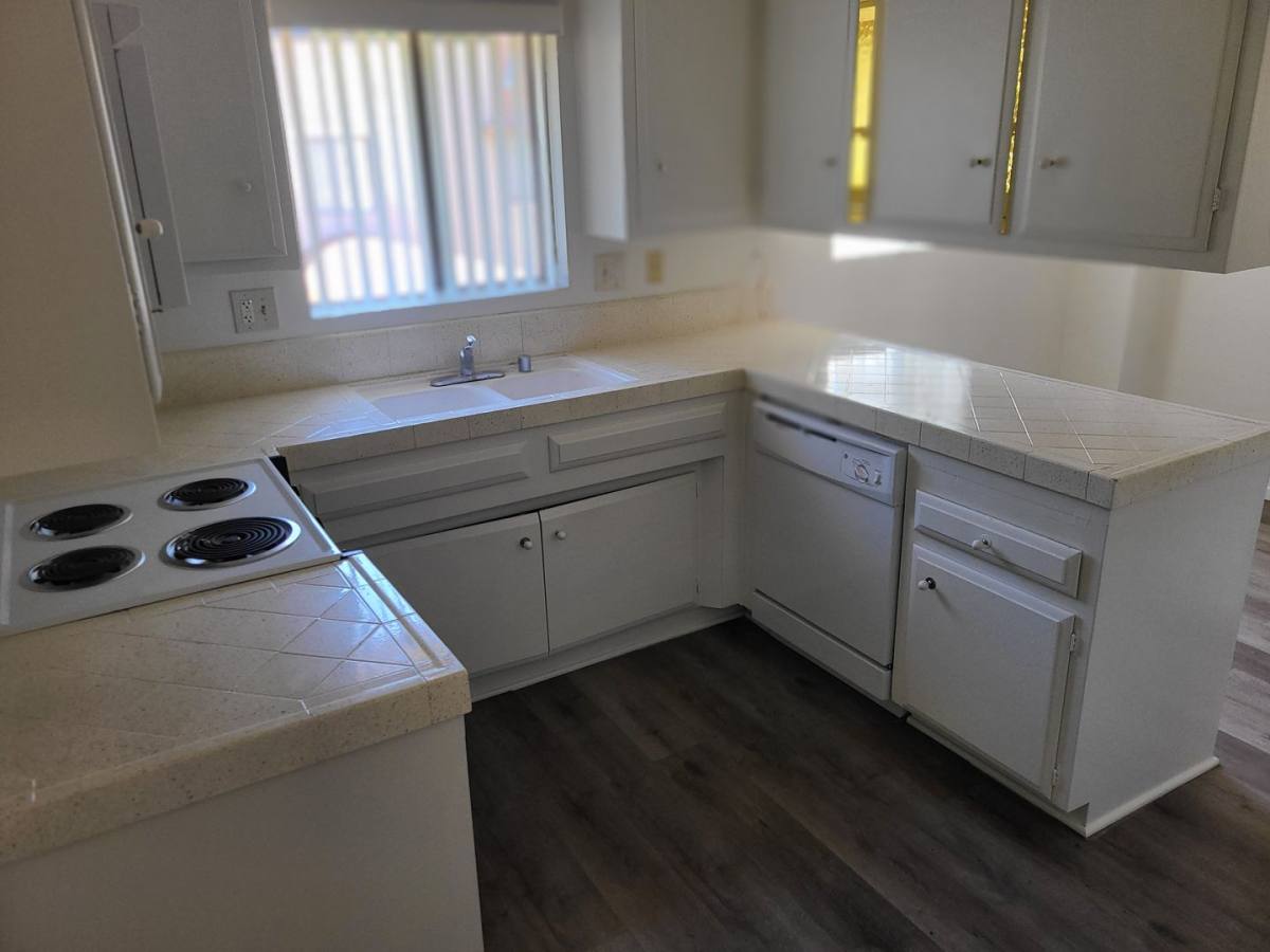Townhouse for rent at 249-289 Amber Court, Upland, CA 91786