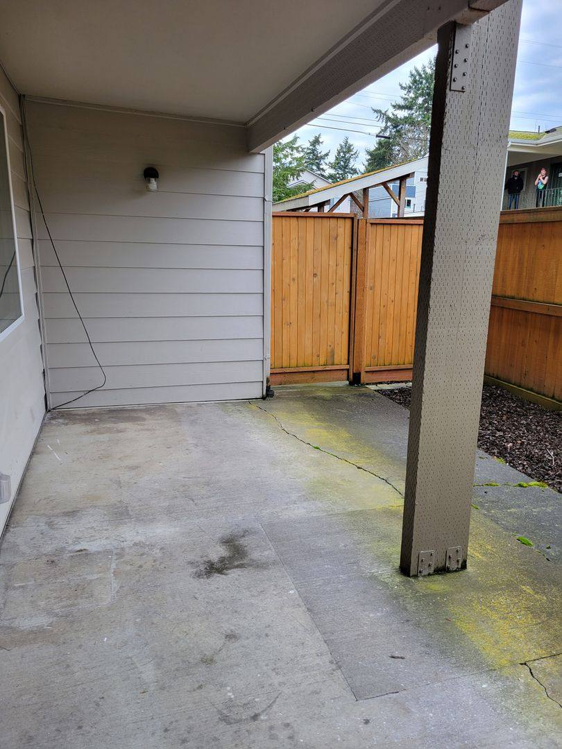 Apartment for rent at 13227 Ambaum Blvd SW, Seattle, WA 98146