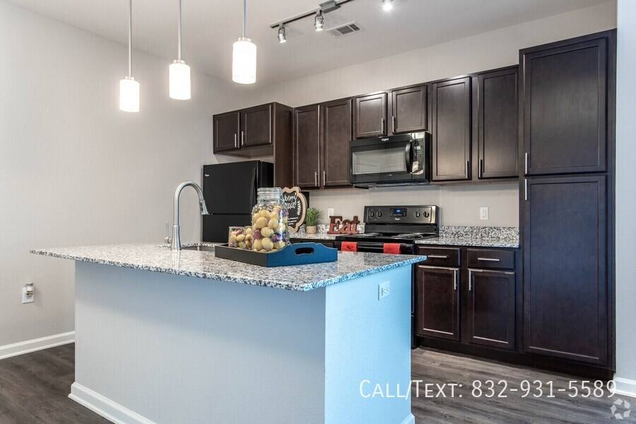 Apartment for rent at 11670 Spring Cypress Rd #SCSC1, Tomball, TX 77377