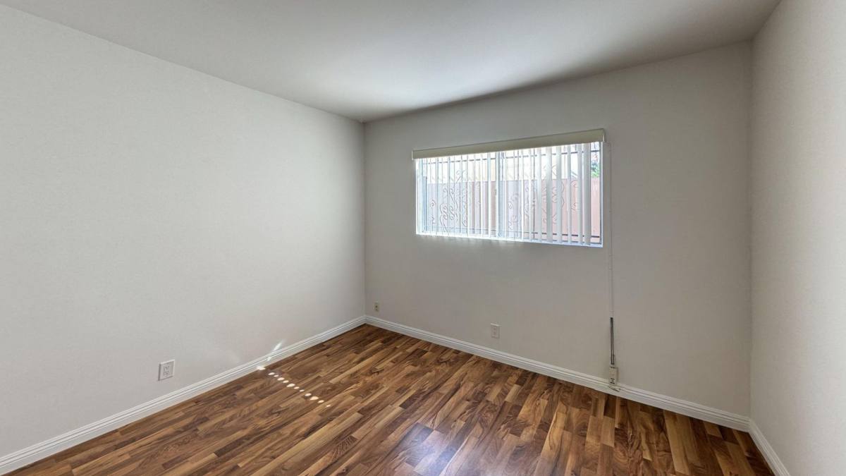 Apartment for rent at 1433 25th St #3, Santa Monica, CA 90404