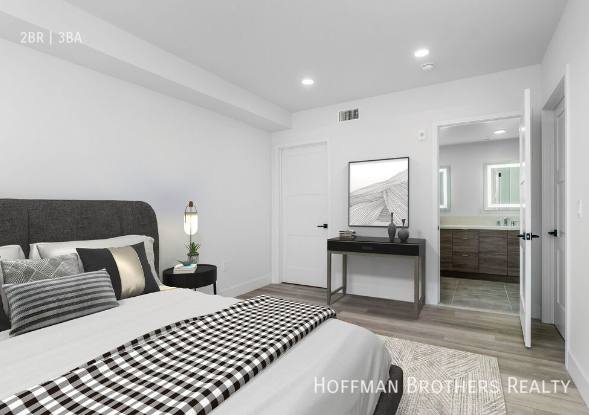 Apartment for rent at 3632 Keystone Ave #303, Los Angeles, CA 90034
