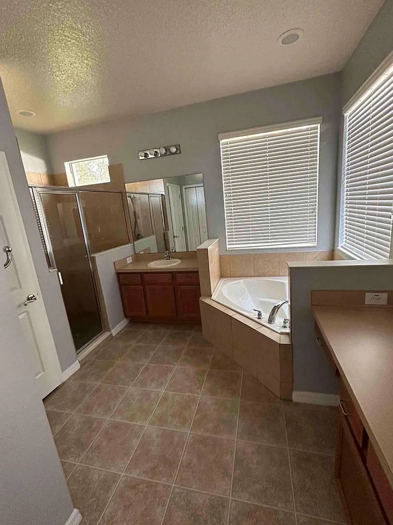 House for rent at 4835 Blue Major Dr, Oor, Windermere, FL 34786