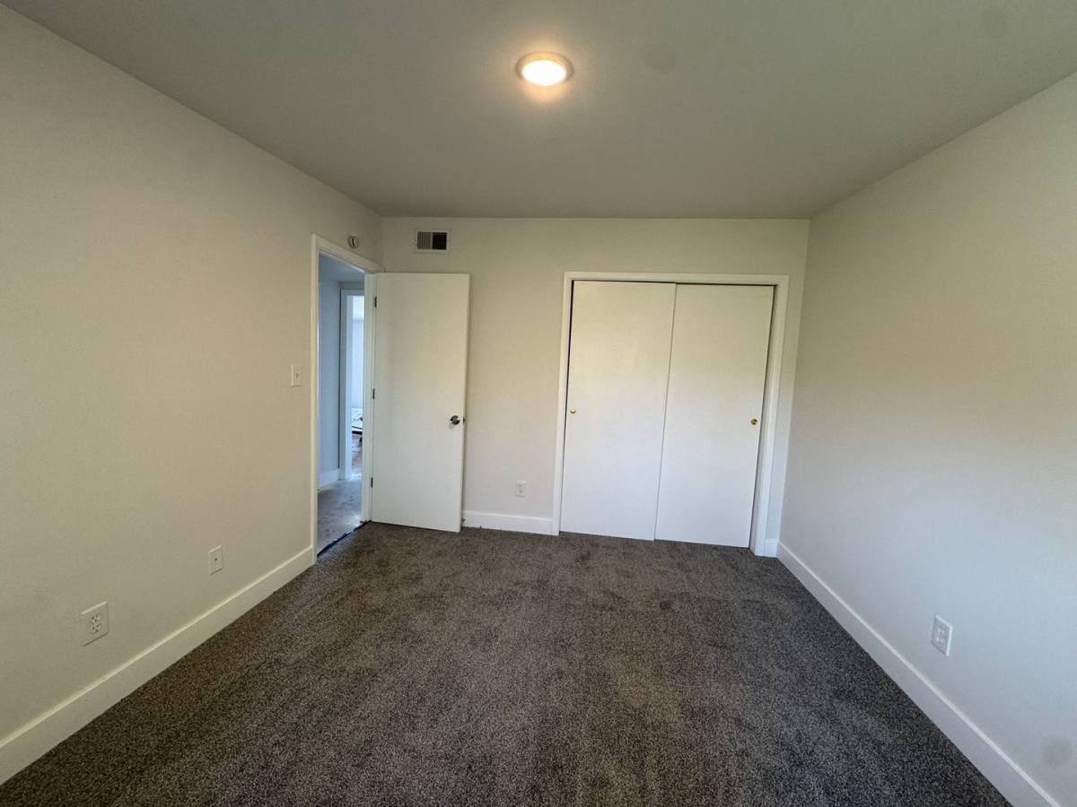 Apartment for rent at 105 W Broadway, Columbia, MO 65203