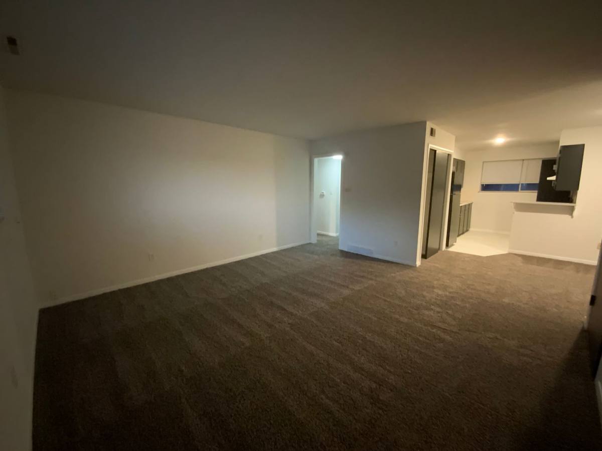 Apartment for rent at 105 W Broadway, Columbia, MO 65203