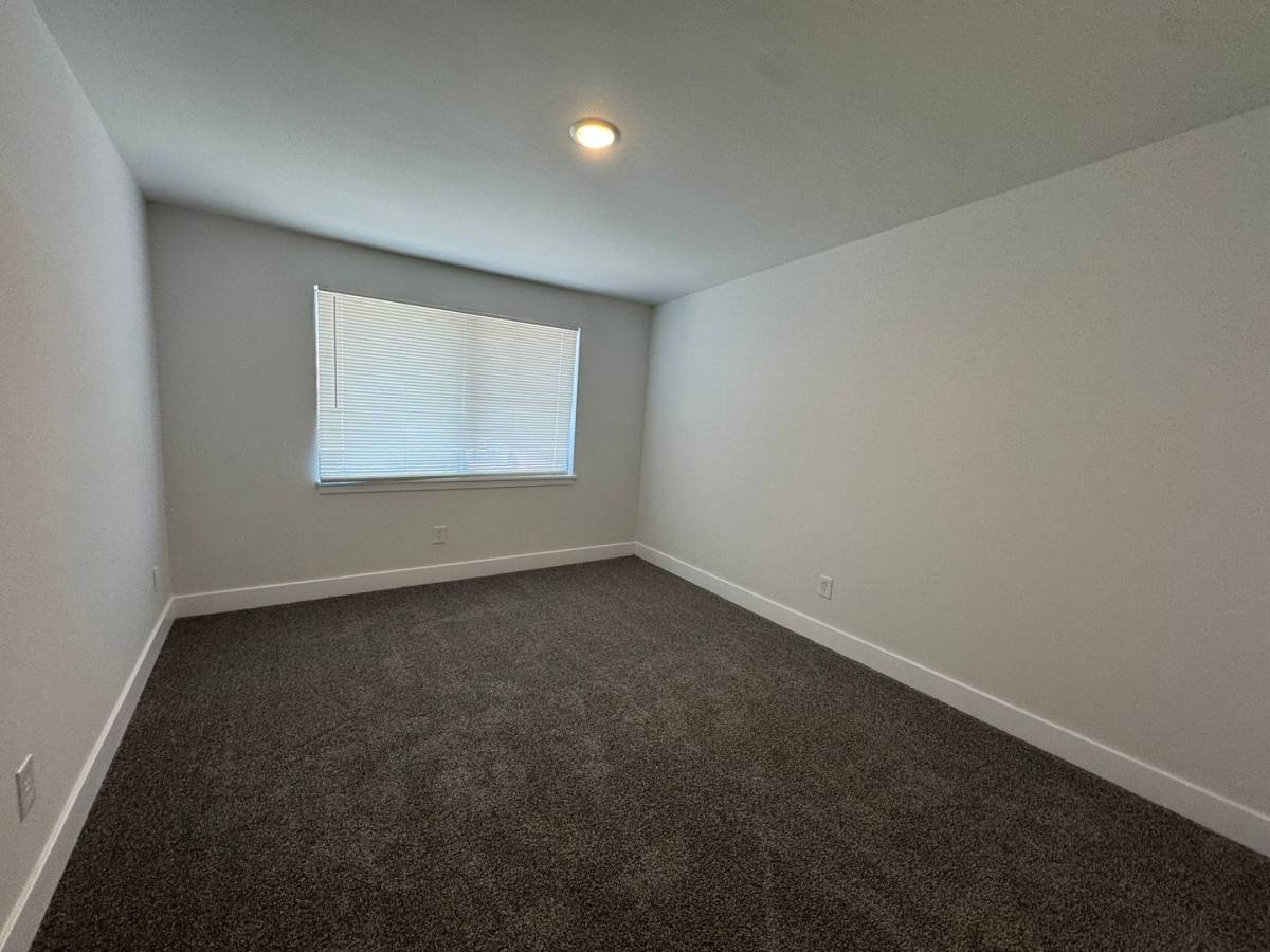 Apartment for rent at 105 W Broadway, Columbia, MO 65203