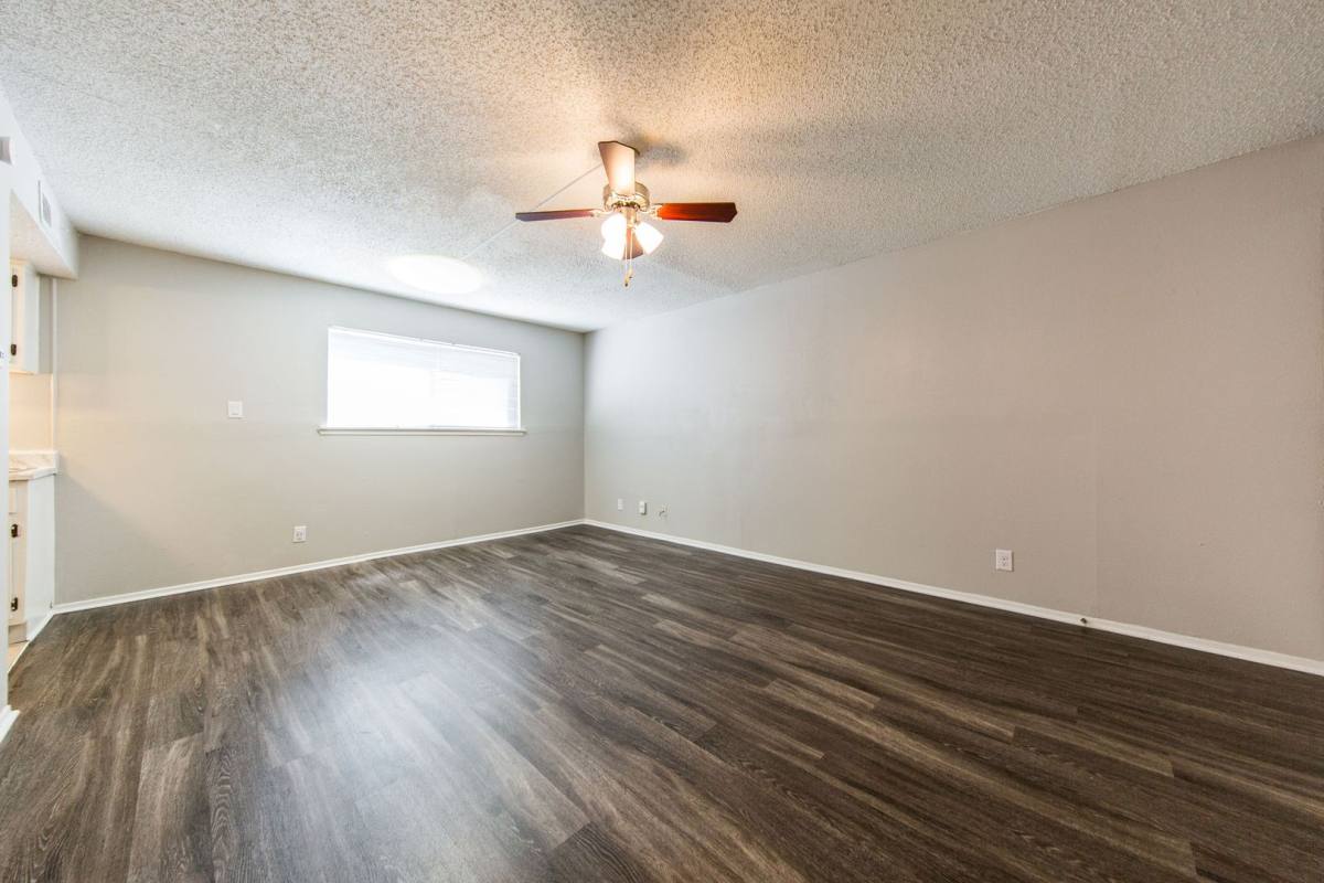 Apartment for rent at 108 W 45th St, Austin, TX 78751