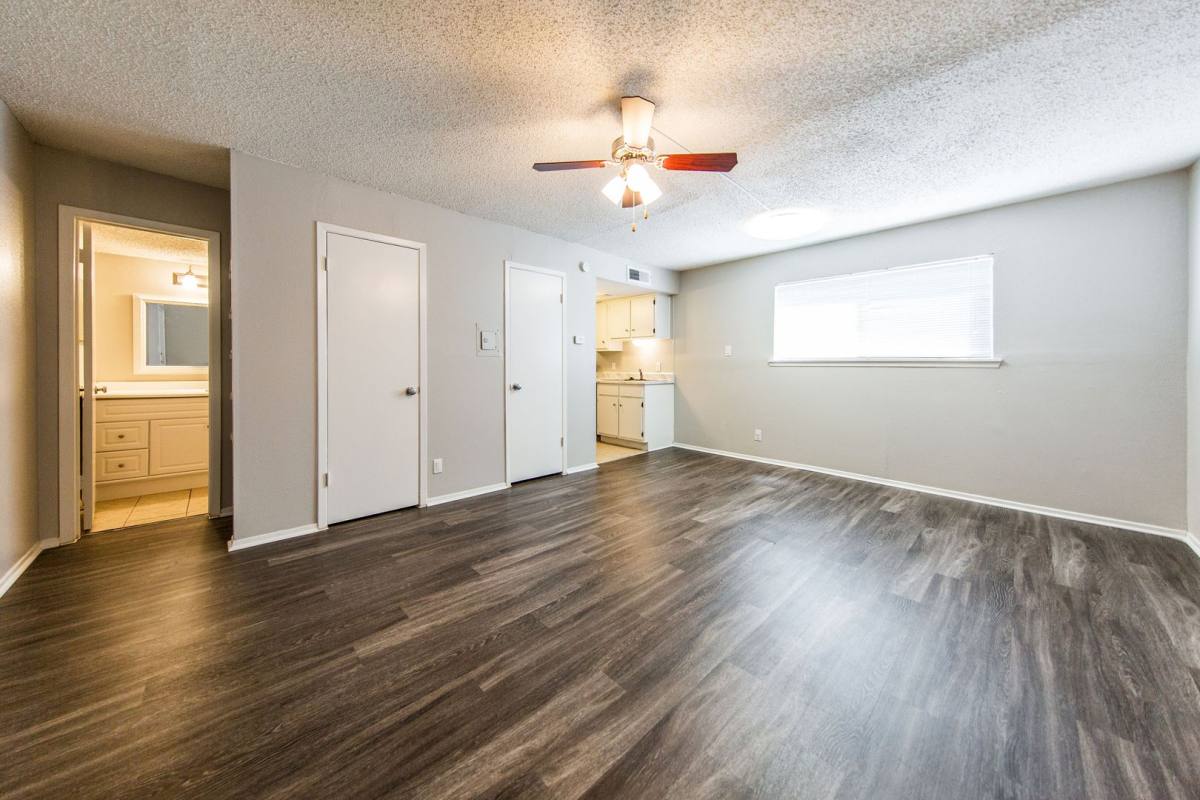 Apartment for rent at 108 W 45th St, Austin, TX 78751
