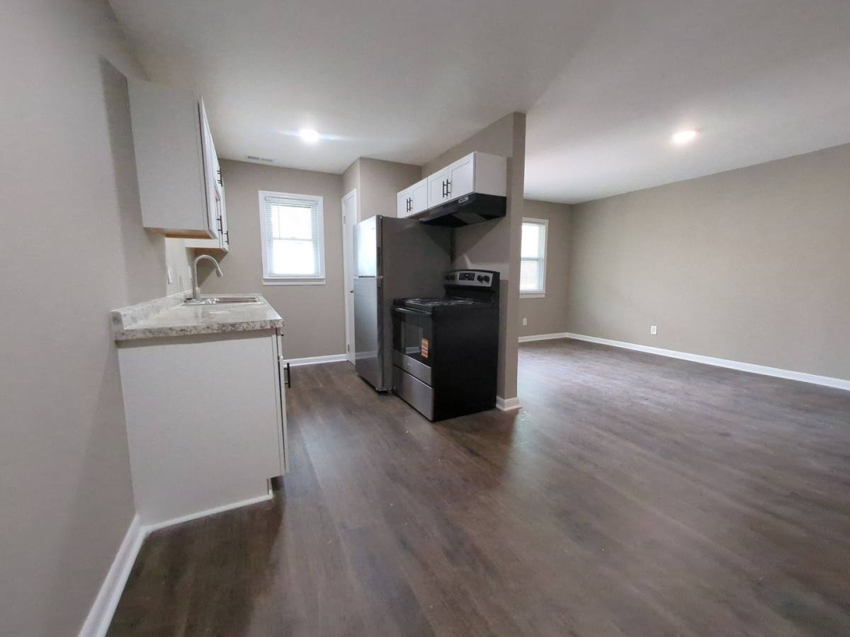 Apartment for rent at 3913 Talwell Dr, Huntsville, AL 35805