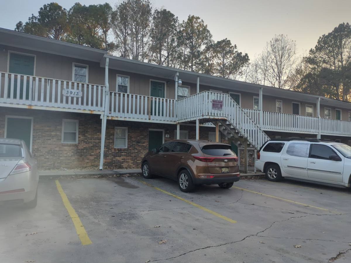 Apartment for rent at 3913 Talwell Dr, Huntsville, AL 35805