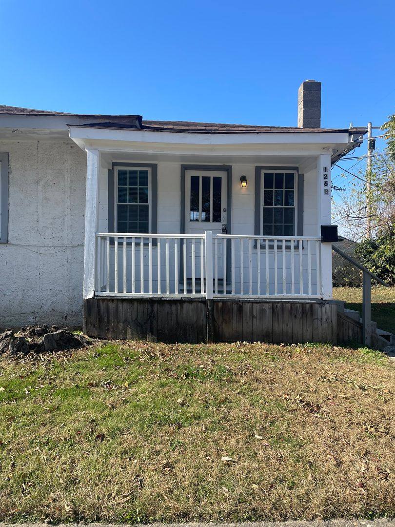 Apartment for rent at 126 B Suffolk Ave, Colonial Heights, VA 23834