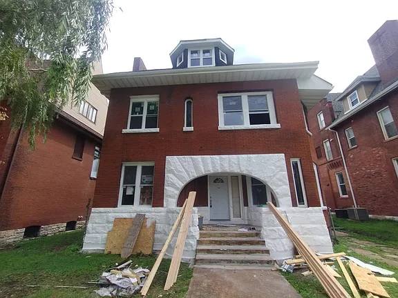 House for rent at 4266 Washington St, Saint Louis, MO 63108