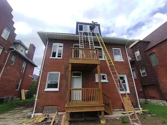 House for rent at 4266 Washington St, Saint Louis, MO 63108