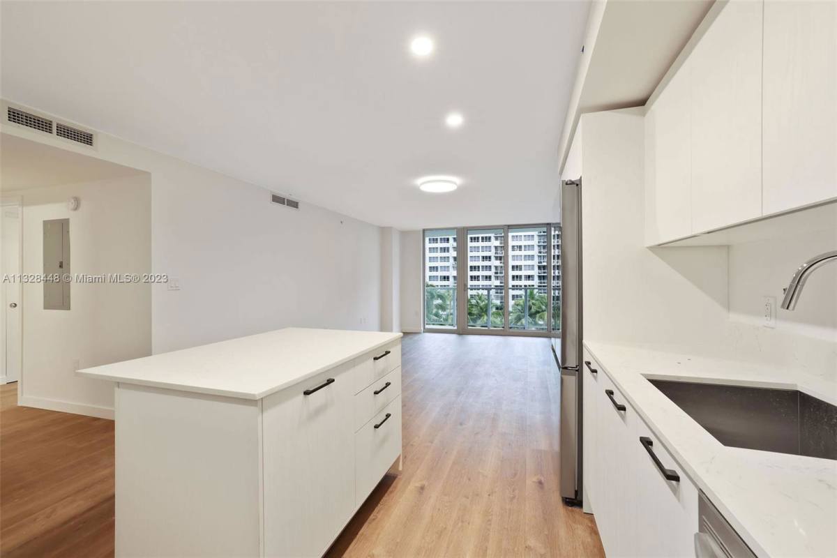 Apartment for rent at 1500 Bay Rd, Miami Beach, FL 33139