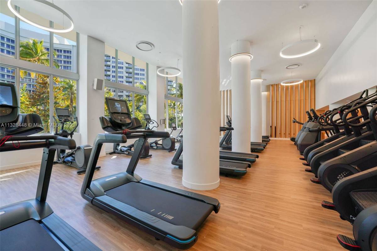 Apartment for rent at 1500 Bay Rd, Miami Beach, FL 33139
