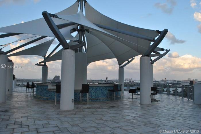 Apartment for rent at 244 Biscayne Blvd, Miami, FL 33132
