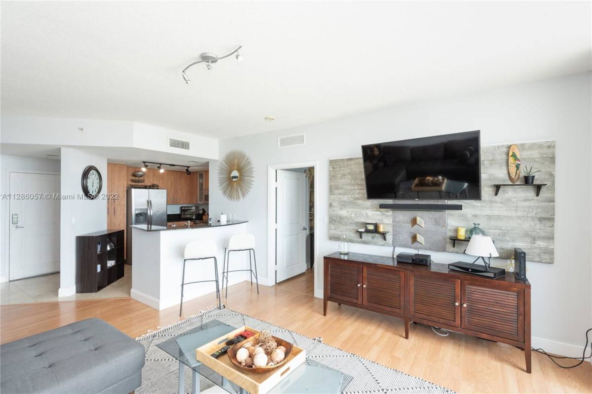 Condo for rent at 7910 Harbor Island Dr, Miami Beach, FL 33141