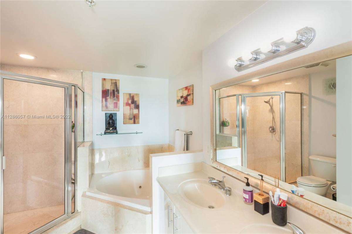Condo for rent at 7910 Harbor Island Dr, Miami Beach, FL 33141