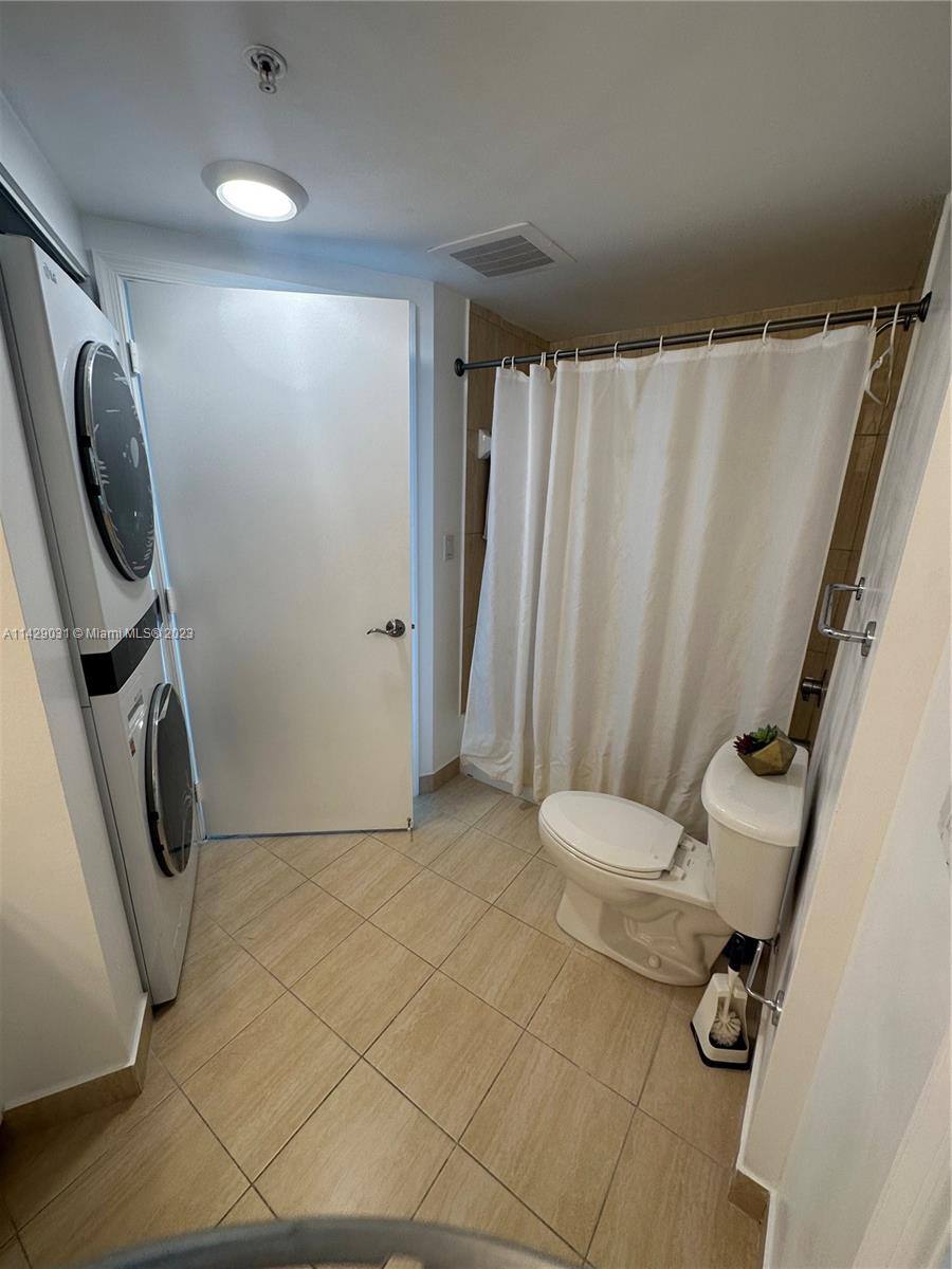 Apartment for rent at 1750 N Bayshore Dr, Miami, FL 33132