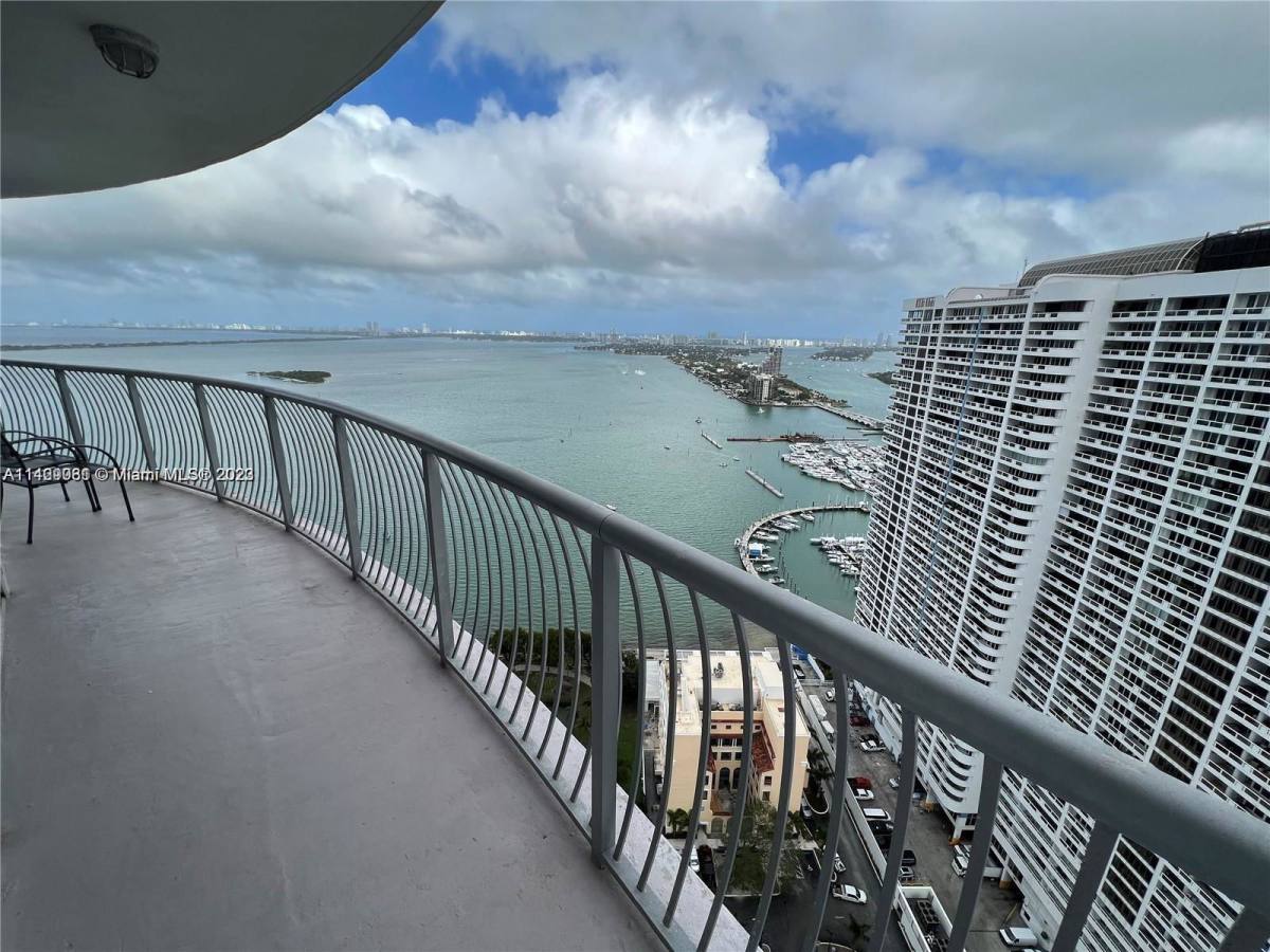 Apartment for rent at 1750 N Bayshore Dr, Miami, FL 33132