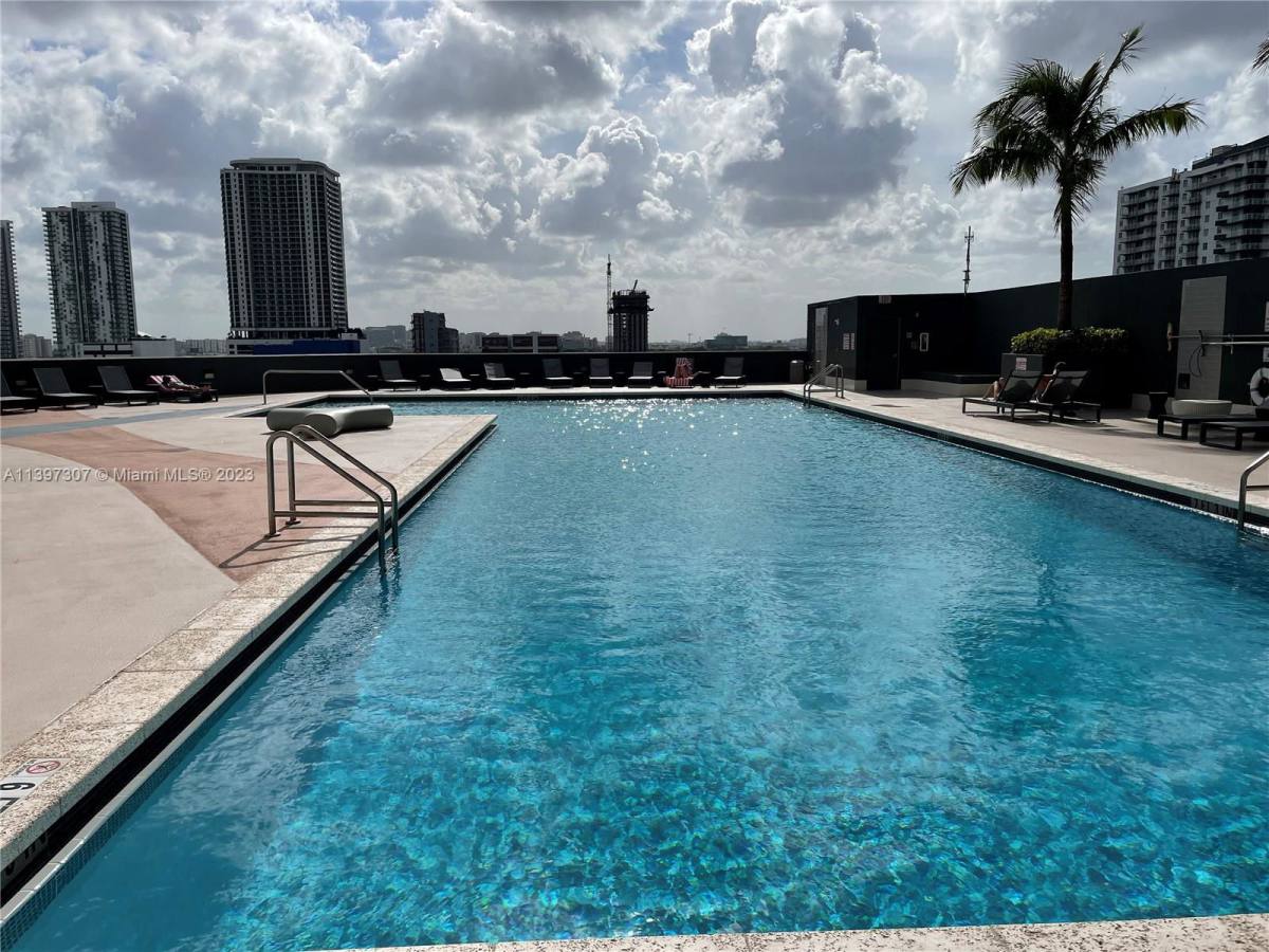 Apartment for rent at 1750 N Bayshore Dr, Miami, FL 33132