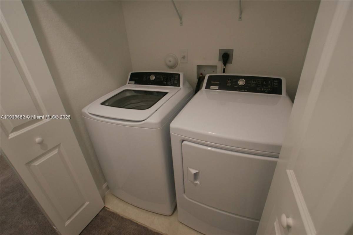 Townhouse for rent at 2613 SE 13th Court, Homestead, FL 33035