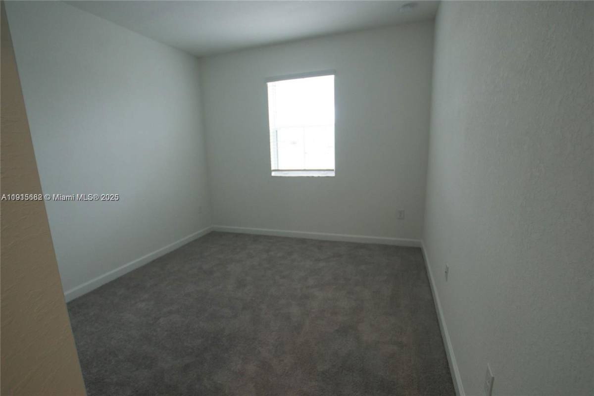 Townhouse for rent at 2613 SE 13th Court, Homestead, FL 33035