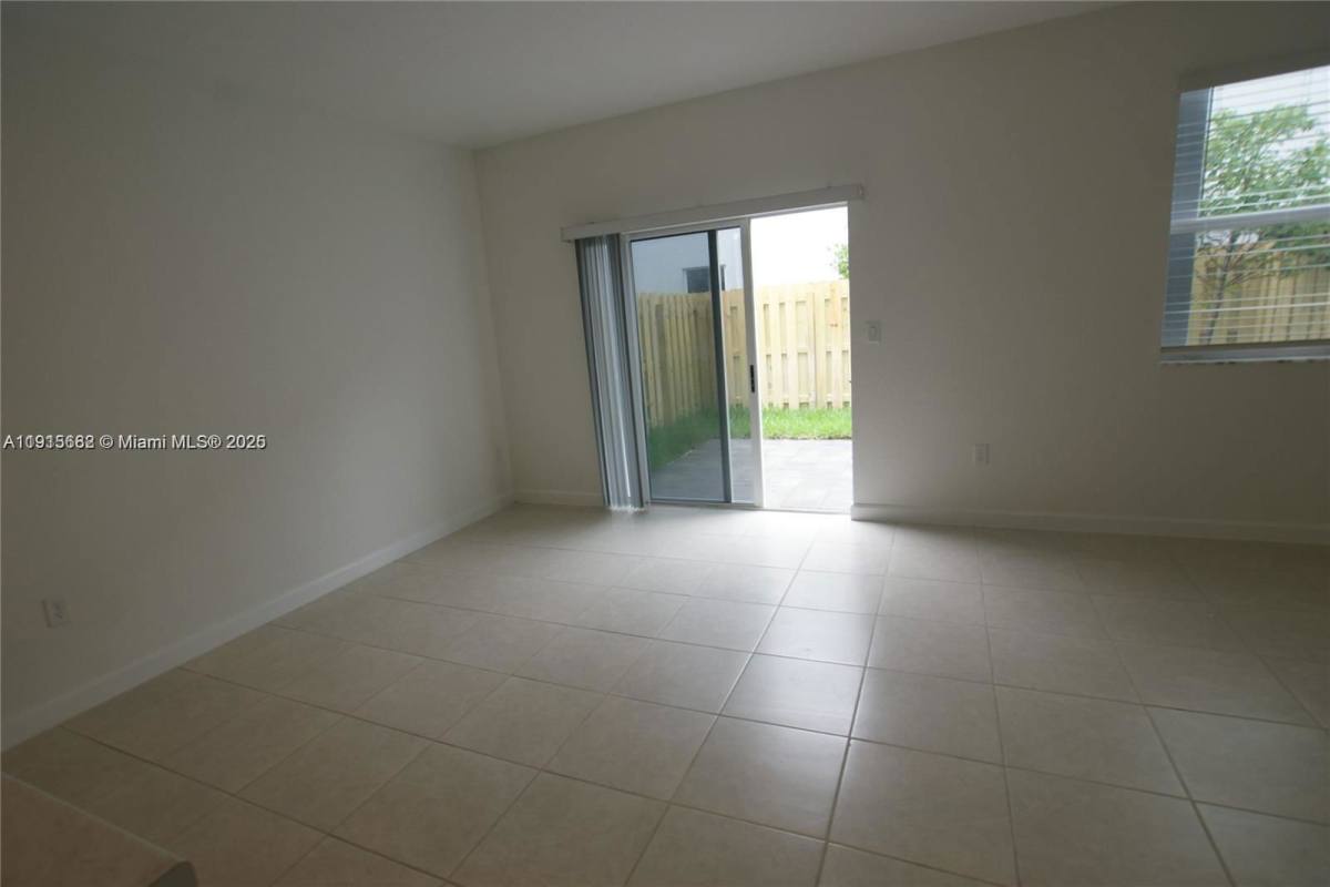 Townhouse for rent at 2613 SE 13th Court, Homestead, FL 33035