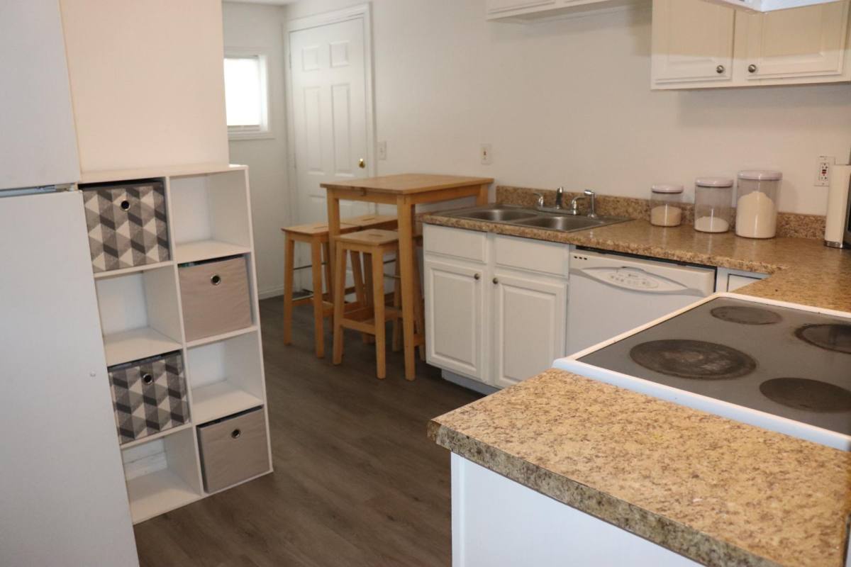 Apartment for rent at 44 W 2700 S, Salt Lake City, UT 84115
