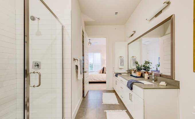 411 Harrold St, Fort Worth, TX 76107 - Apartment For Rent - Image 5