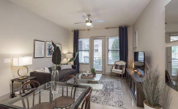 Apartment for rent at 800 Lake Carolyn Parkway, Irving, TX 75039