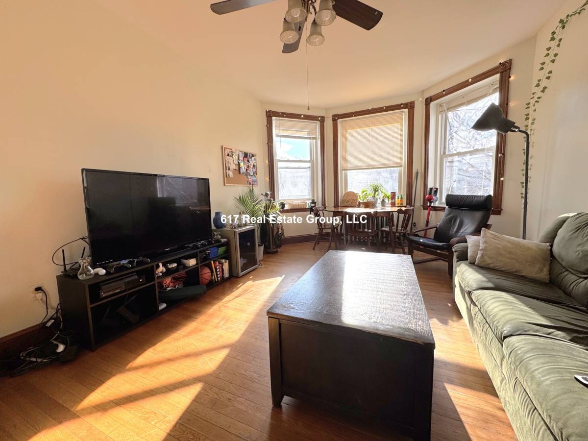 Apartment for rent at 21 Gibbs St #5, Brookline, MA 02446