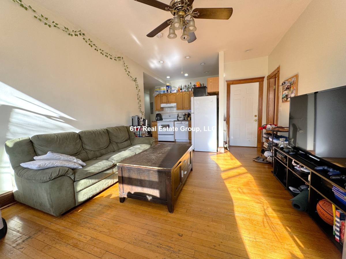 Apartment for rent at 21 Gibbs St #5, Brookline, MA 02446