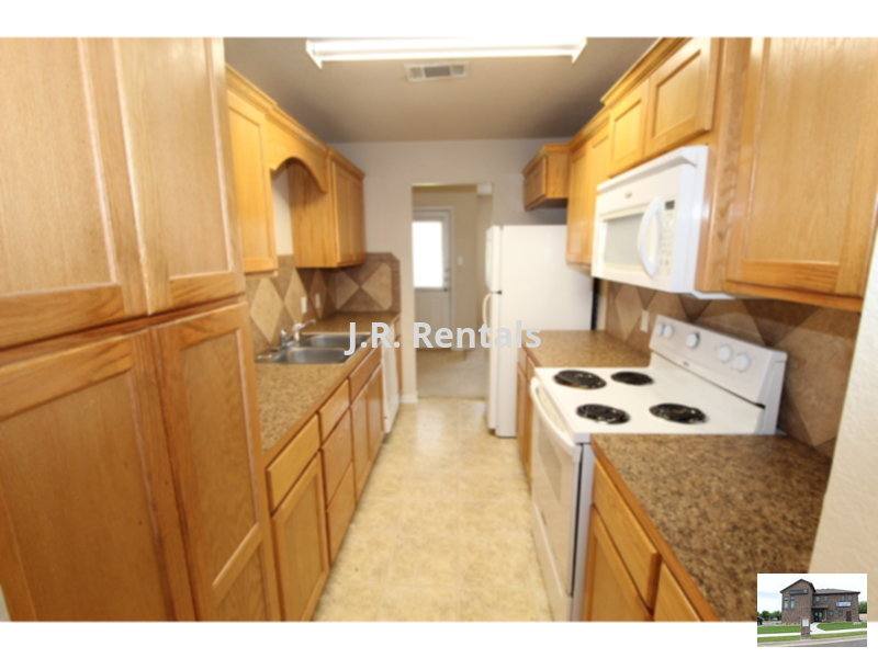 Townhouse for rent at 310 Janelle Dr #B, Copperas Cove, TX 76522