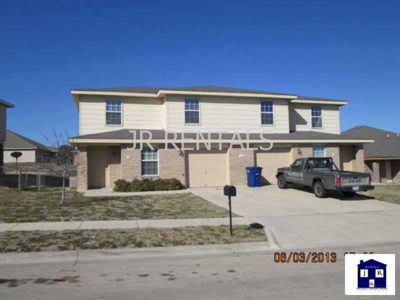 Townhouse for rent at 310 Janelle Dr #B, Copperas Cove, TX 76522