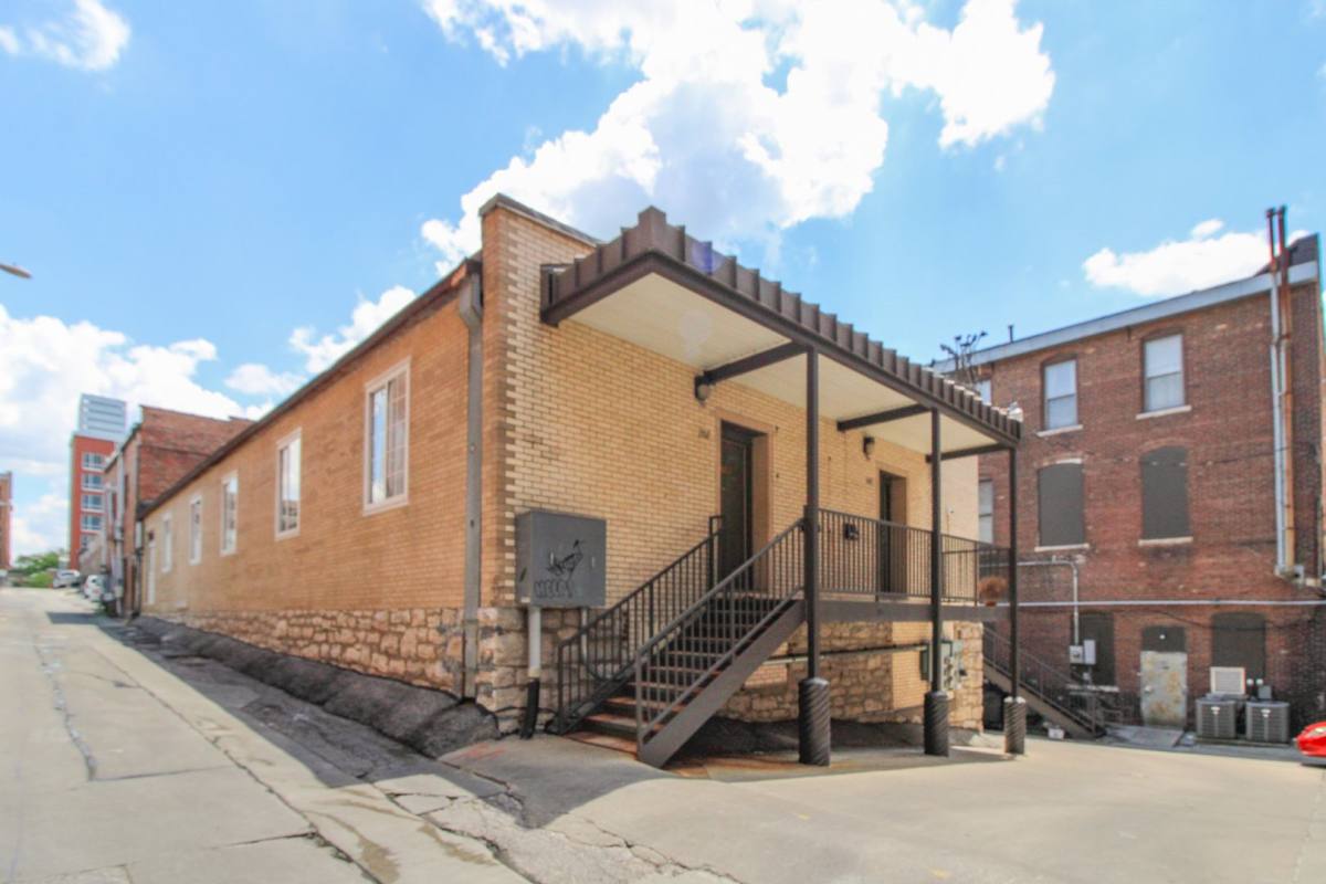 Apartment for rent at 10 N Tenth St, Columbia, MO 65201