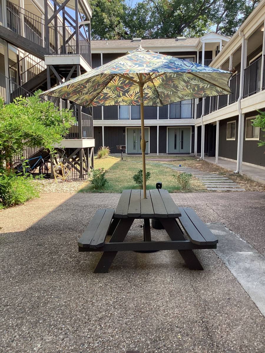 Apartment for rent at 4100 Ave C, Austin, TX 78751