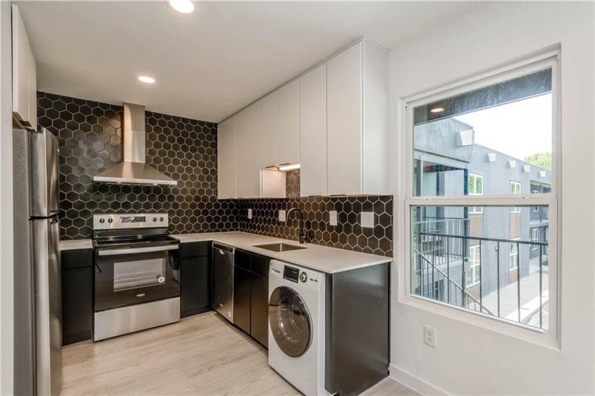 Apartment for rent at 513 Pecan Grove Rd, Austin, TX 78704