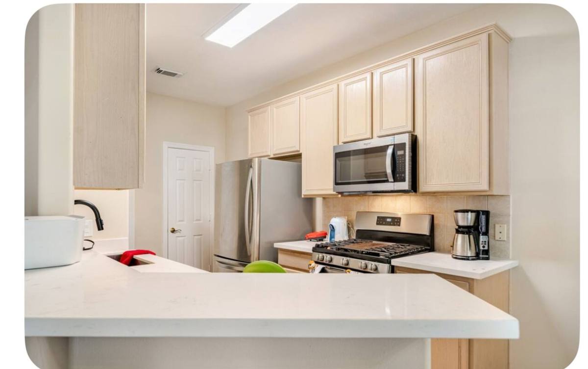 Townhouse for rent at 13674 Garden Grove Court, Houston, TX 77082