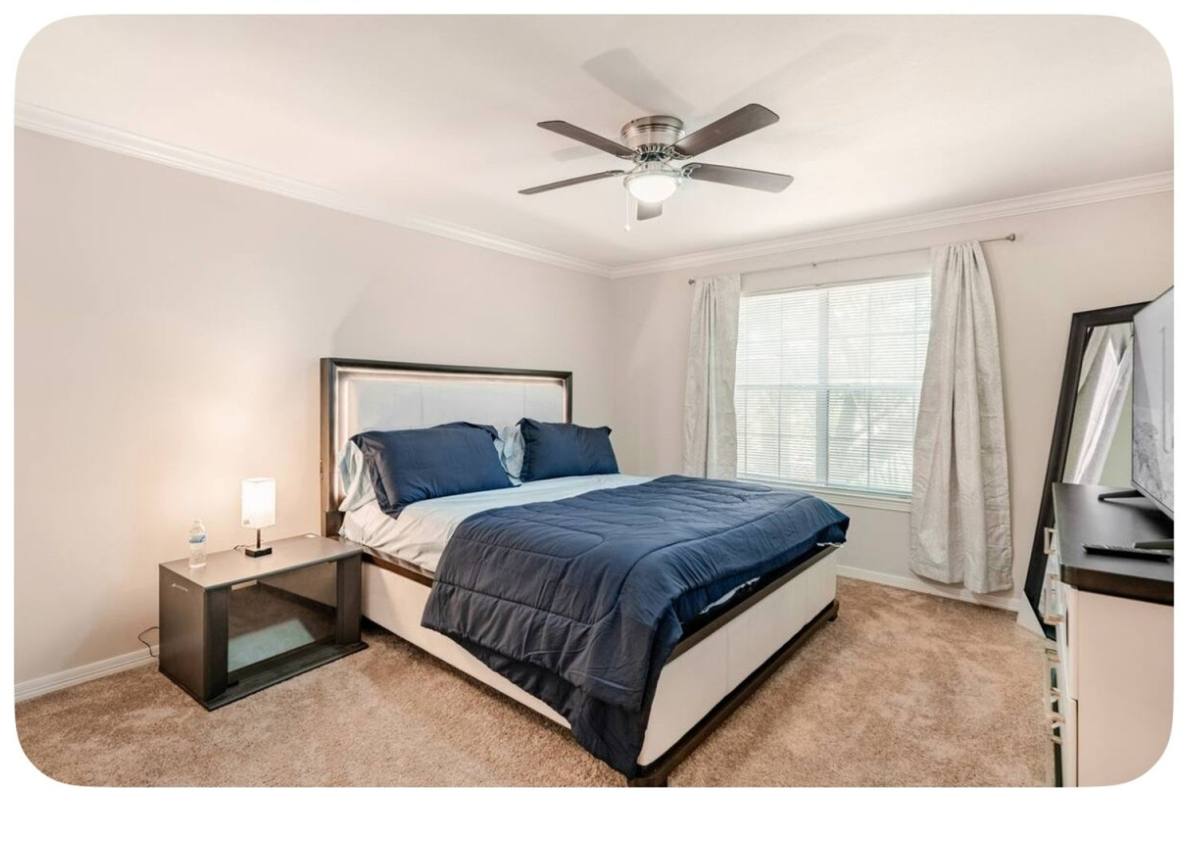 Townhouse for rent at 13674 Garden Grove Court, Houston, TX 77082