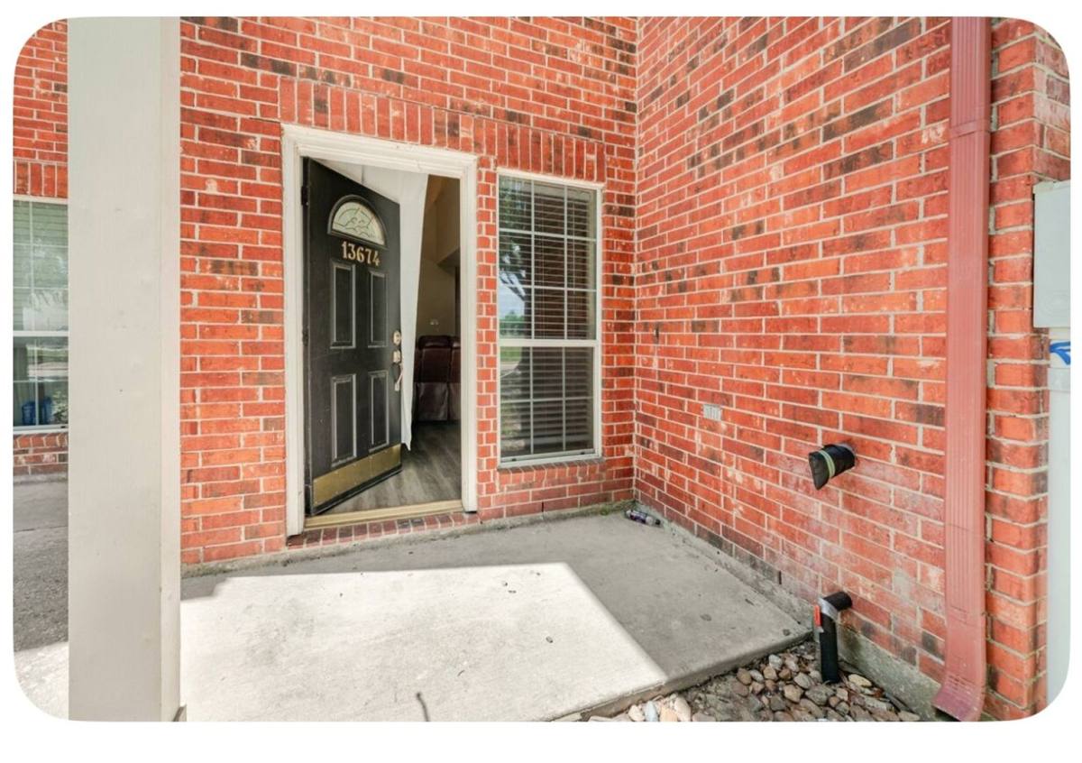 Townhouse for rent at 13674 Garden Grove Court, Houston, TX 77082