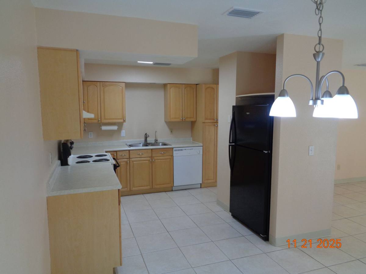 House for rent at 3413 Juniper Dr, Edgewater, FL 32141