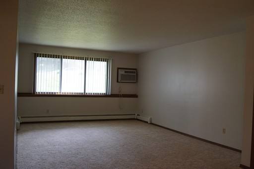 Apartment for rent at 1301 S Cleveland, Sioux Falls, SD 57103